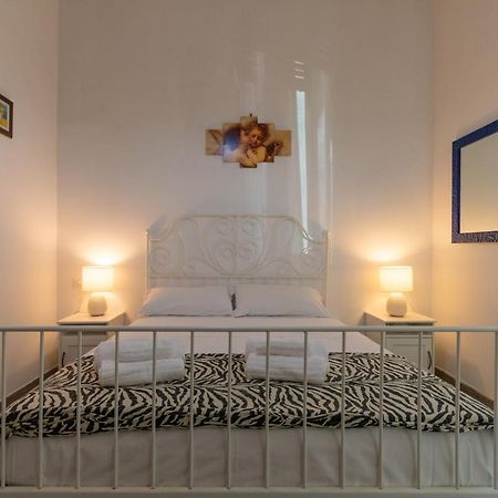 רומא Vercelli Guest House Near San Giovanni מראה חיצוני תמונה