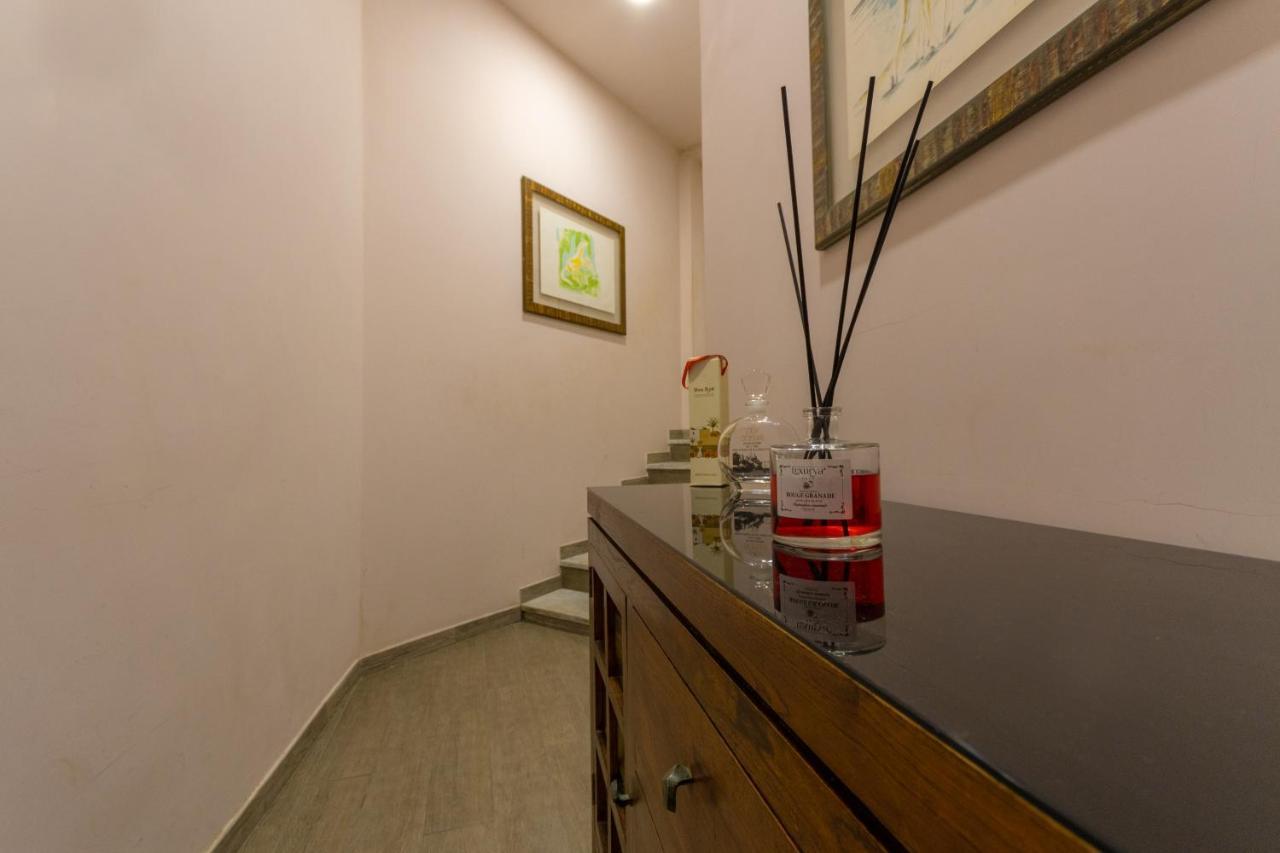 רומא Vercelli Guest House Near San Giovanni מראה חיצוני תמונה
