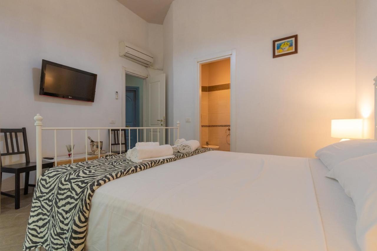 רומא Vercelli Guest House Near San Giovanni מראה חיצוני תמונה