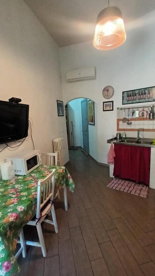 רומא Vercelli Guest House Near San Giovanni מראה חיצוני תמונה
