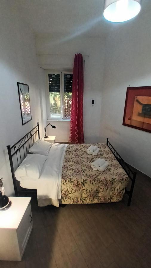 רומא Vercelli Guest House Near San Giovanni מראה חיצוני תמונה