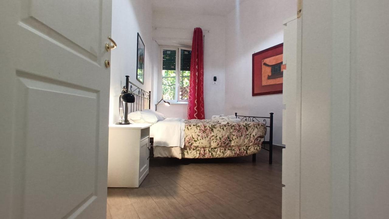 רומא Vercelli Guest House Near San Giovanni מראה חיצוני תמונה